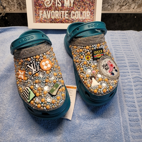 Customized Crocs - Picture 2 of 7